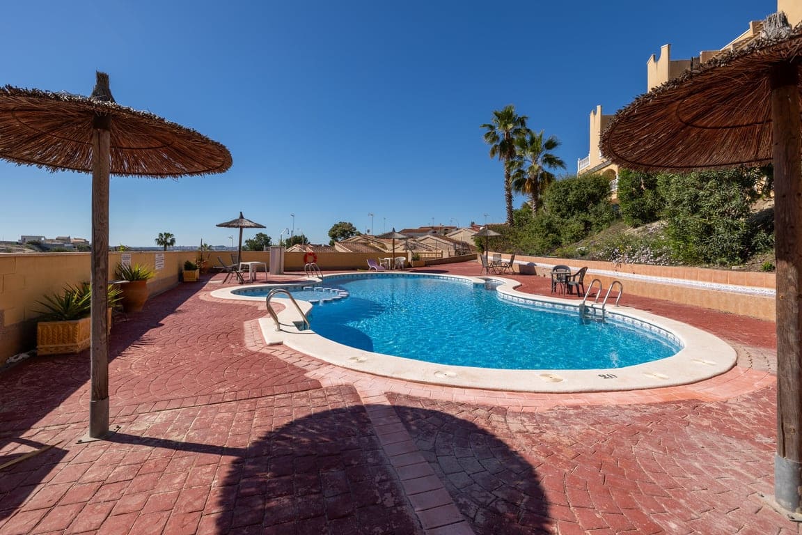 3 slaapkamer Huis te koop in San Fulgencio met zwembad garage - € 184.999 (Ref: 9778894)