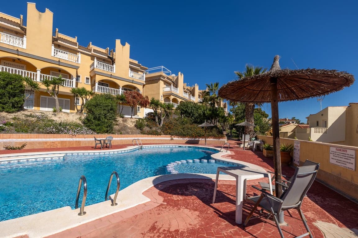 3 slaapkamer Huis te koop in San Fulgencio met zwembad garage - € 184.999 (Ref: 9778894)