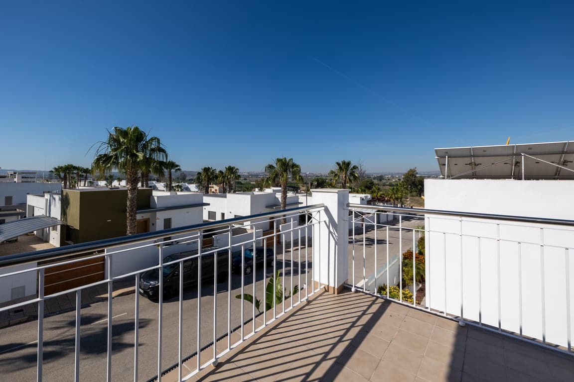 2 bedroom Villa for sale in San Fulgencio with pool garage - € 370,000 (Ref: 9874232)