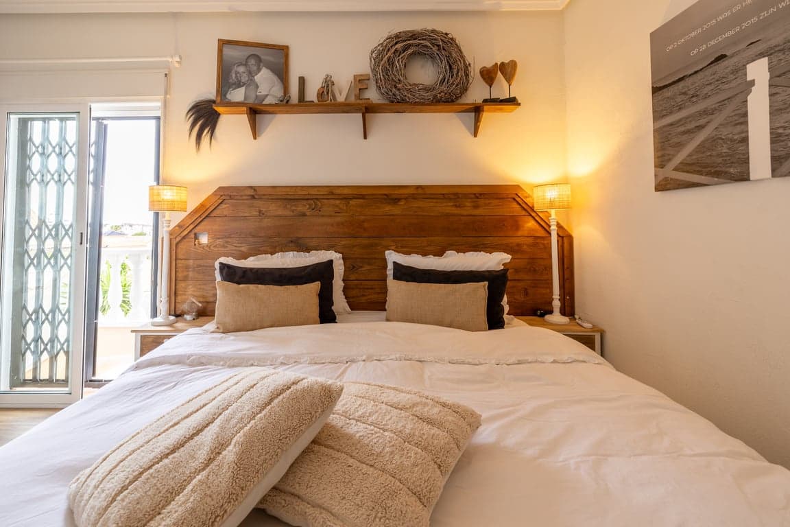 2 soverom Villa til salgs i Rojales med svømmebasseng garasje - € 399 000 (Ref: 9891069)