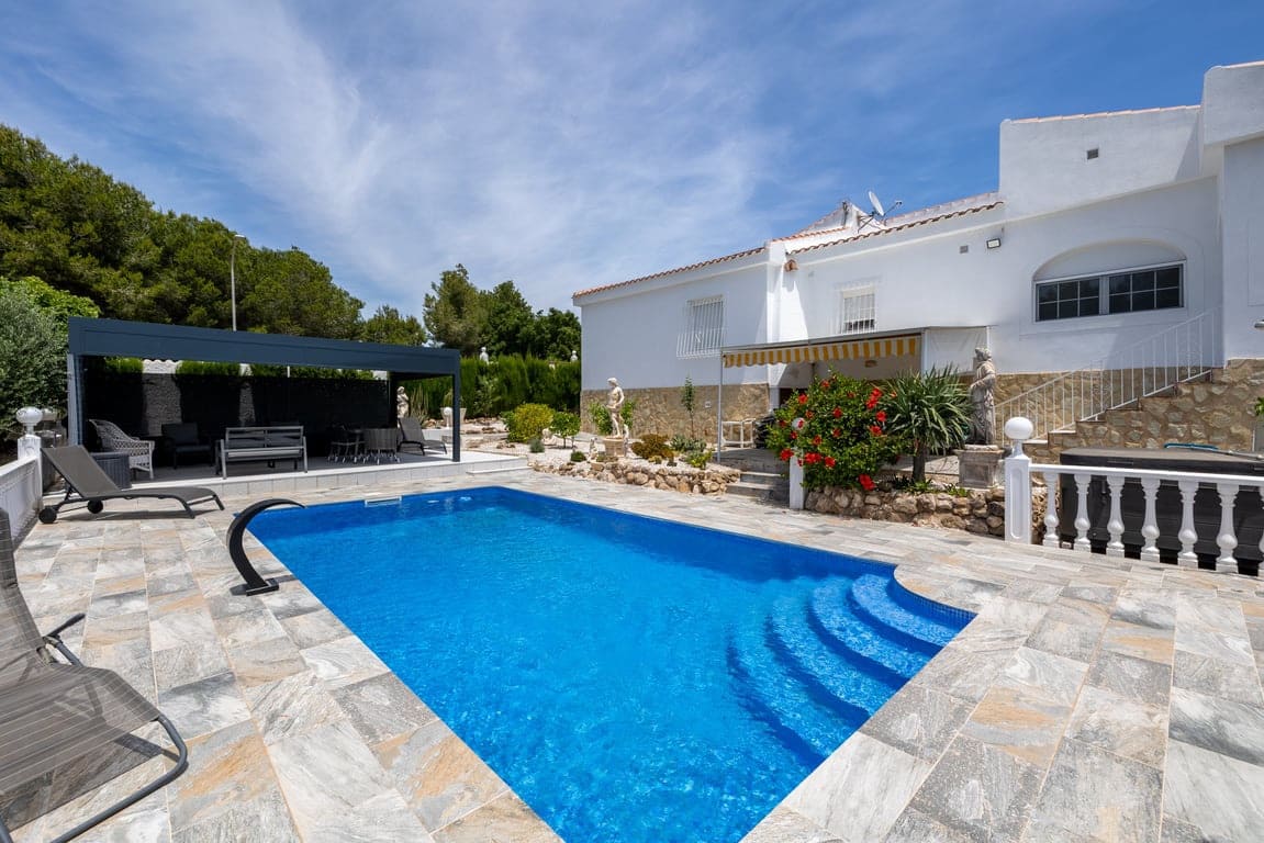 3 quarto Moradia para venda em San Fulgencio com piscina garagem - 540 000 € (Ref: 9892714)
