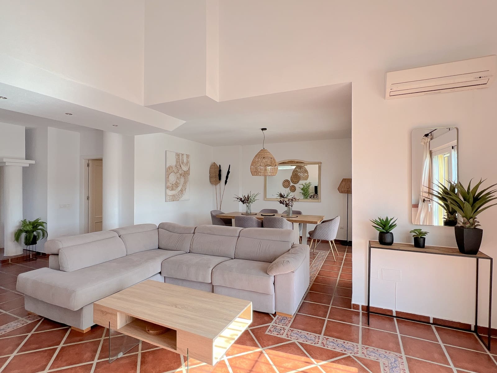 4 bedroom Townhouse for sale in Sitio de Calahonda with pool garage - € 690,000 (Ref: 10043433)