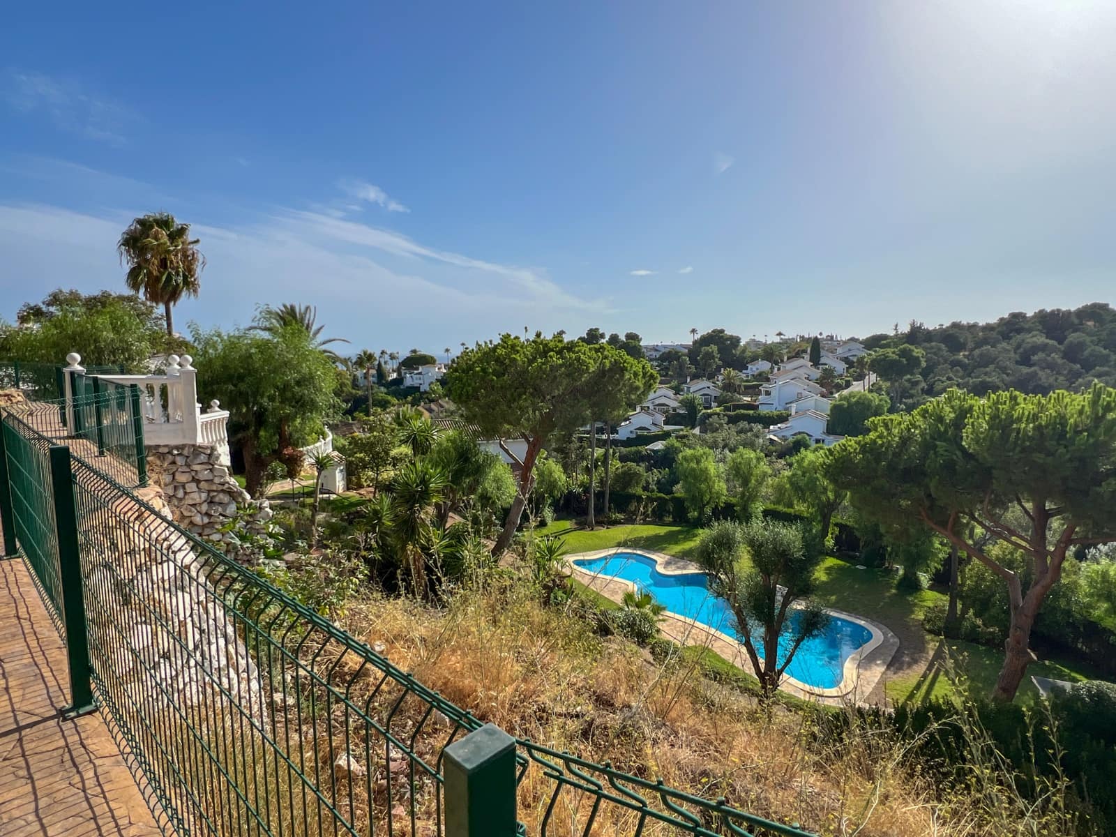 4 bedroom Townhouse for sale in Sitio de Calahonda with pool garage - € 690,000 (Ref: 10043433)