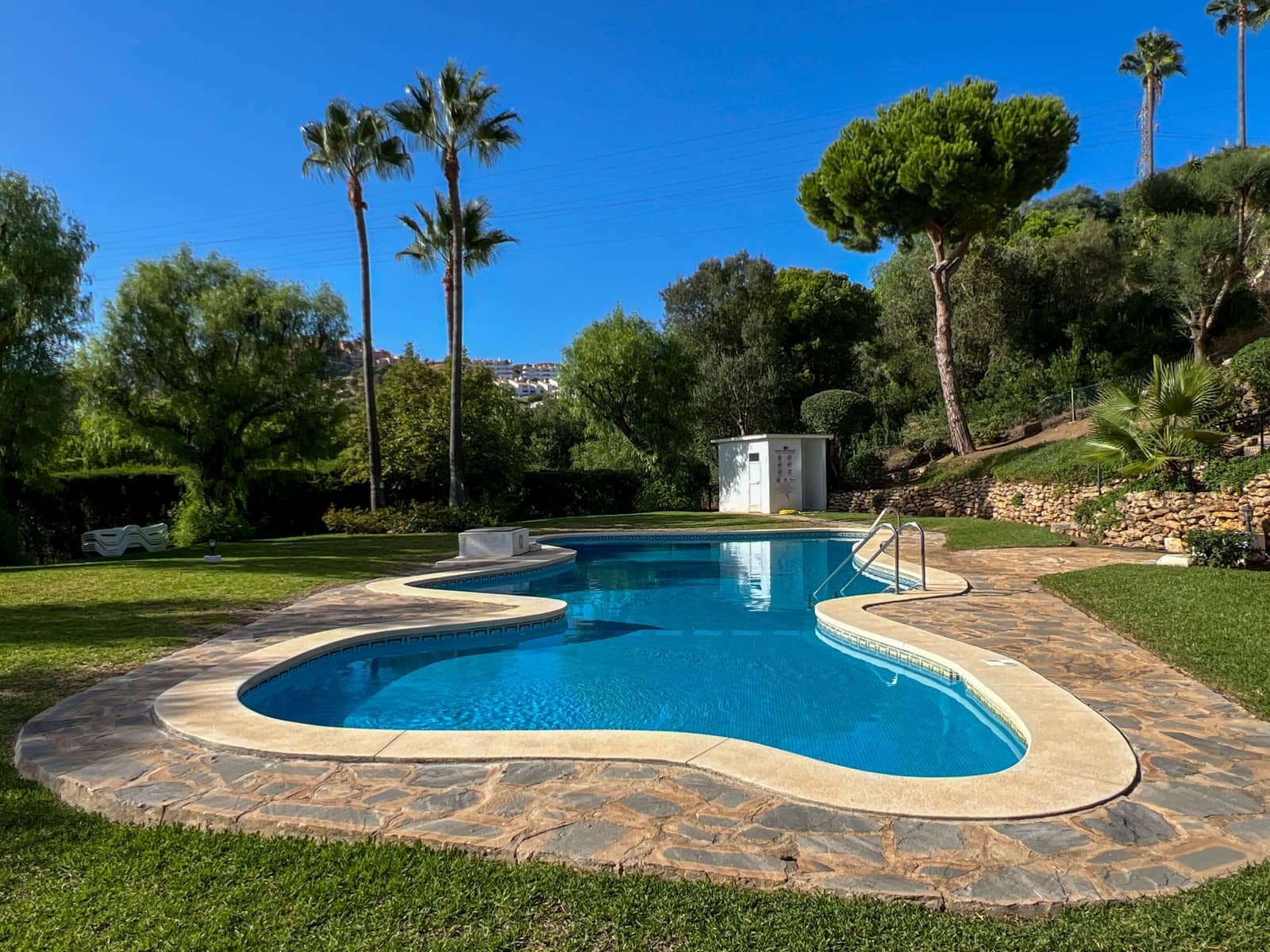 4 bedroom Townhouse for sale in Sitio de Calahonda with pool garage - € 690,000 (Ref: 10043433)
