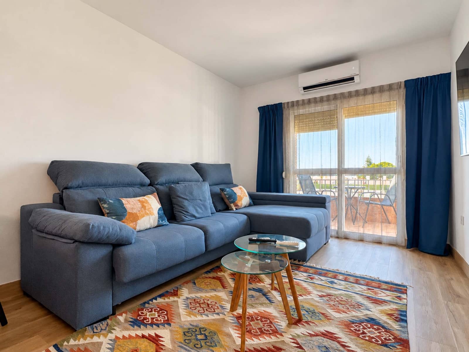2 bedroom Apartment for sale in Torremolinos - € 329,000 (Ref: 10095753)