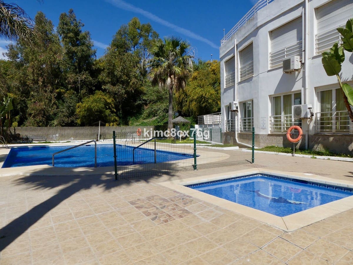 2 chambre Appartement à vendre à Calahonda avec piscine garage - 365 000 € (Ref: 6386306)