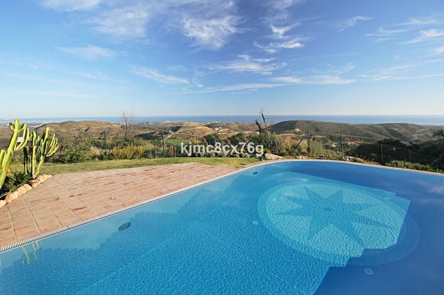 6 Zimmer Haus zu verkaufen in Benahavís mit Pool Garage - 2.190.000 € (Ref: 6386332)