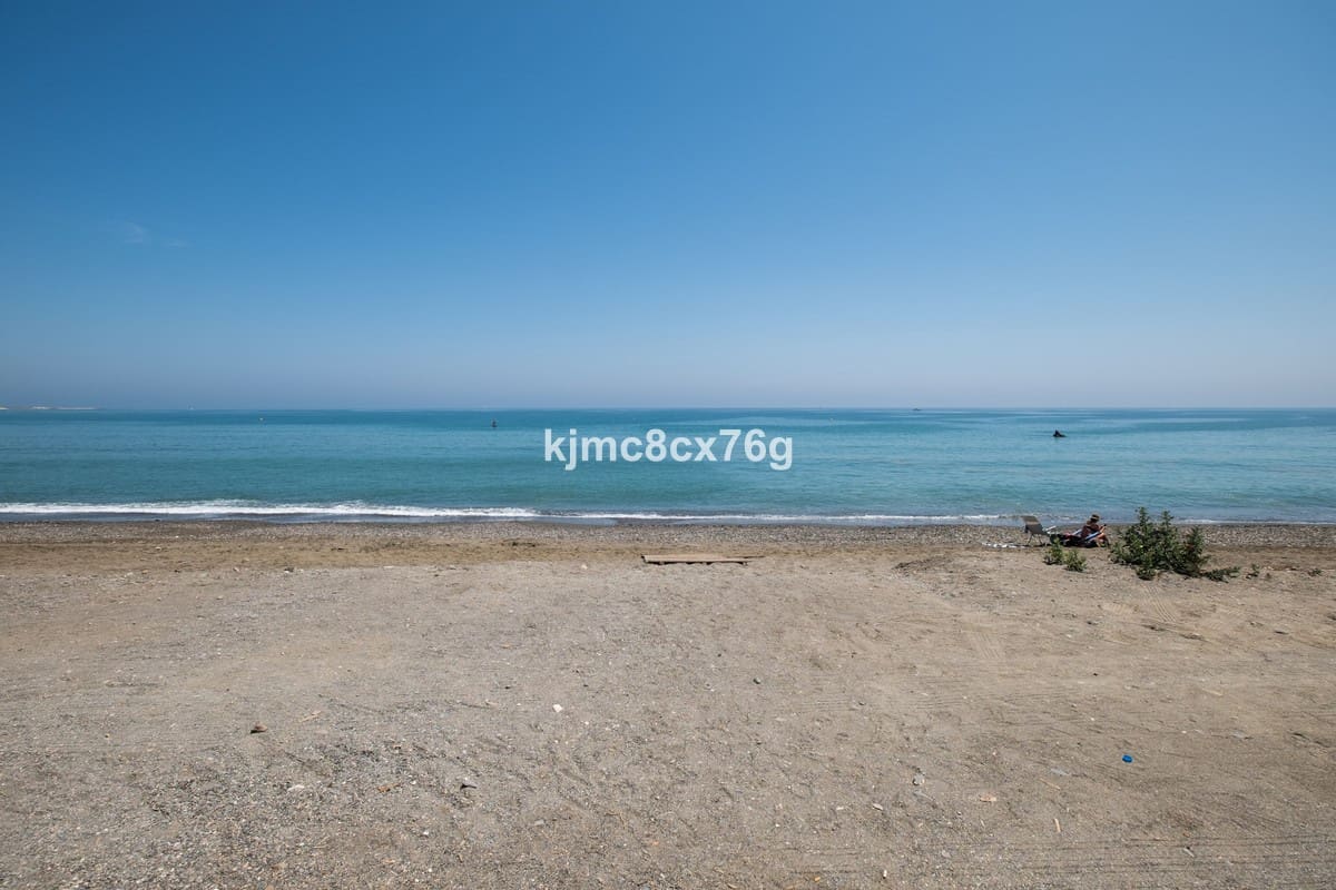 3 Zimmer Penthouse zu verkaufen in Estepona mit Pool Garage - 739.000 € (Ref: 6386365)