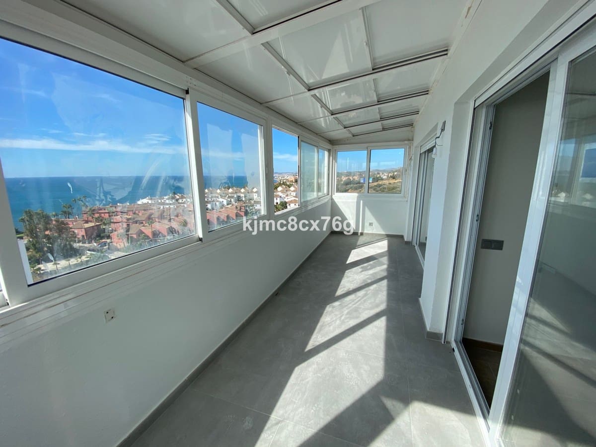 3 Zimmer Penthouse zu verkaufen in Estepona mit Pool Garage - 695.000 € (Ref: 6386366)