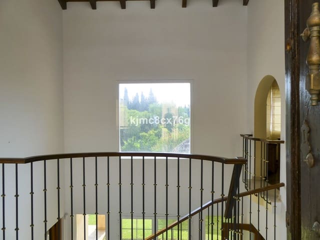 6 soverom Villa til salgs i Las Chapas, Marbella med svømmebasseng garasje - € 1 600 000 (Ref: 6386371)