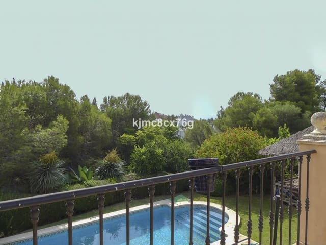 6 soverom Villa til salgs i Las Chapas, Marbella med svømmebasseng garasje - € 1 600 000 (Ref: 6386371)