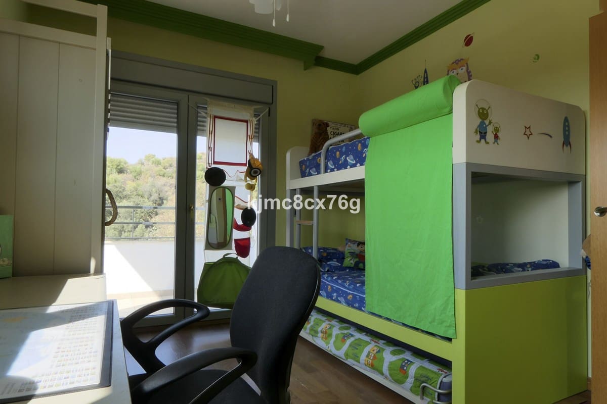 5 bedroom Villa for sale in Mijas with pool garage - € 895,000 (Ref: 6386377)