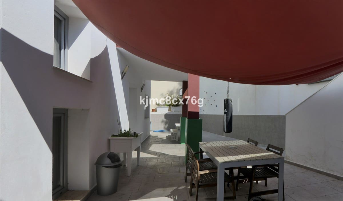 5 bedroom Villa for sale in Mijas with pool garage - € 895,000 (Ref: 6386377)