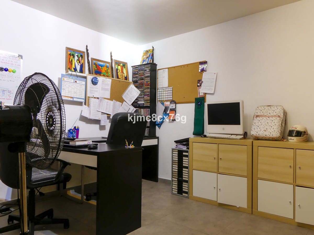 5 bedroom Villa for sale in Mijas with pool garage - € 895,000 (Ref: 6386377)