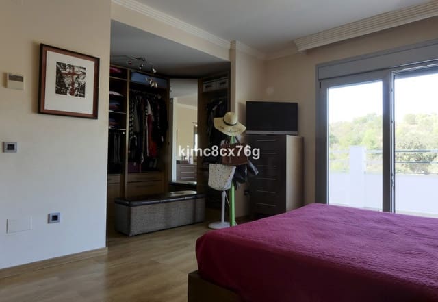 5 bedroom Villa for sale in Mijas with pool garage - € 895,000 (Ref: 6386377)