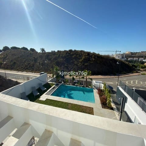 5 soveværelse Villa til salg i La Cala de Mijas, Mijas med swimmingpool garage - € 1.500.000 (Ref: 6386386)