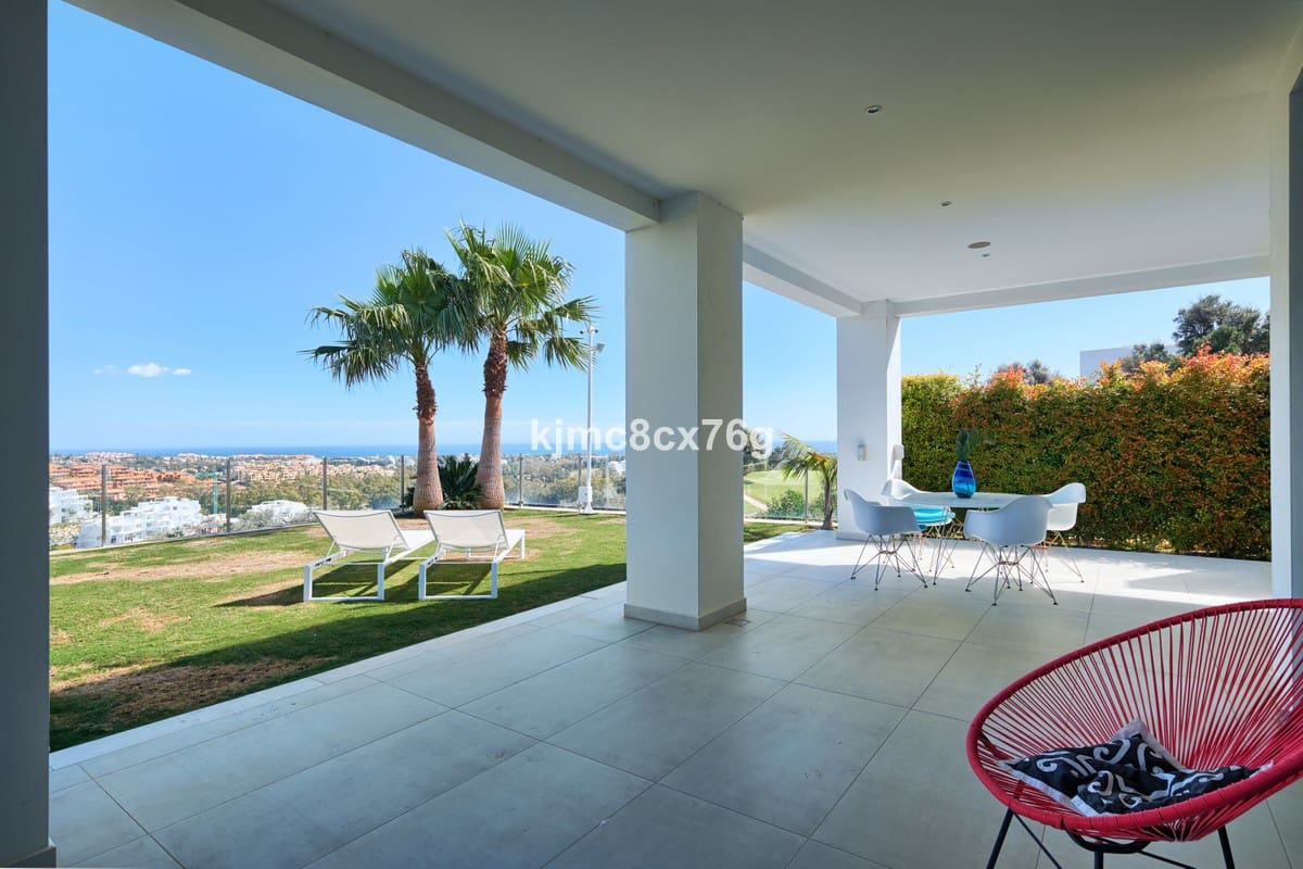 4 bedroom Villa for sale in Benahavis with pool garage - € 2,745,000 (Ref: 6386391)