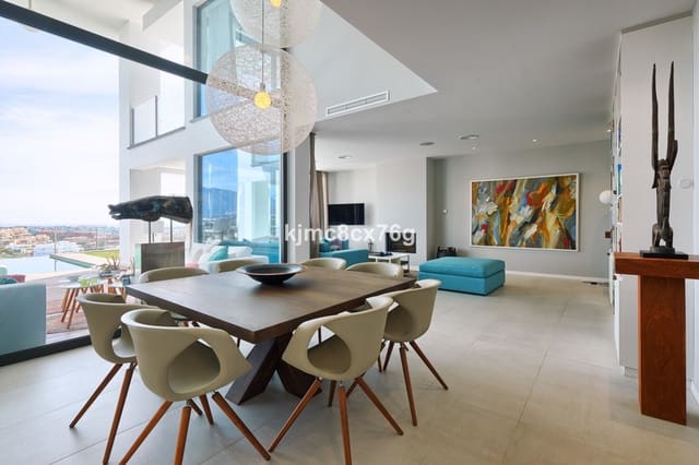 4 bedroom Villa for sale in Benahavís with pool garage - € 2,745,000 (Ref: 6386391)