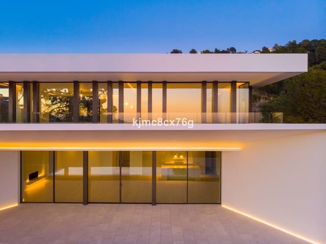 7 Zimmer Villa zu verkaufen in Marbella mit Pool Garage - 4.500.000 € (Ref: 6386410)