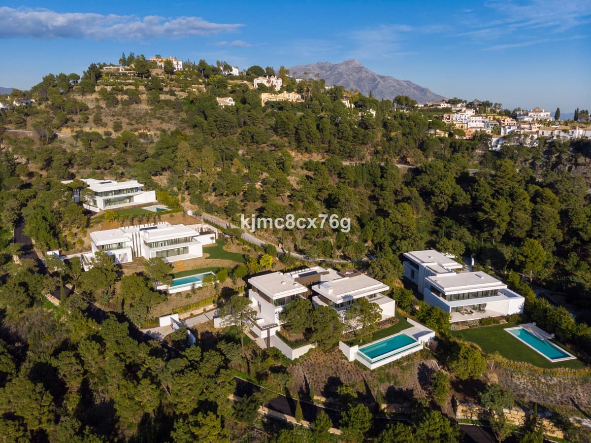 7 Zimmer Villa zu verkaufen in Marbella mit Pool Garage - 4.500.000 € (Ref: 6386410)