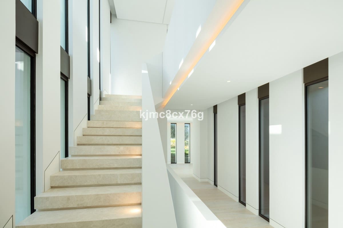 7 Zimmer Villa zu verkaufen in Marbella mit Pool Garage - 4.500.000 € (Ref: 6386410)