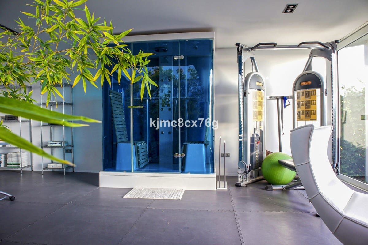 4 quarto Moradia para venda em Fuengirola com piscina - 4 975 000 € (Ref: 6386420)