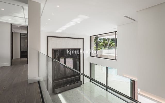 6 slaapkamer Villa te koop in Guadalmina, Marbella met zwembad garage - € 4.995.000 (Ref: 6386432)