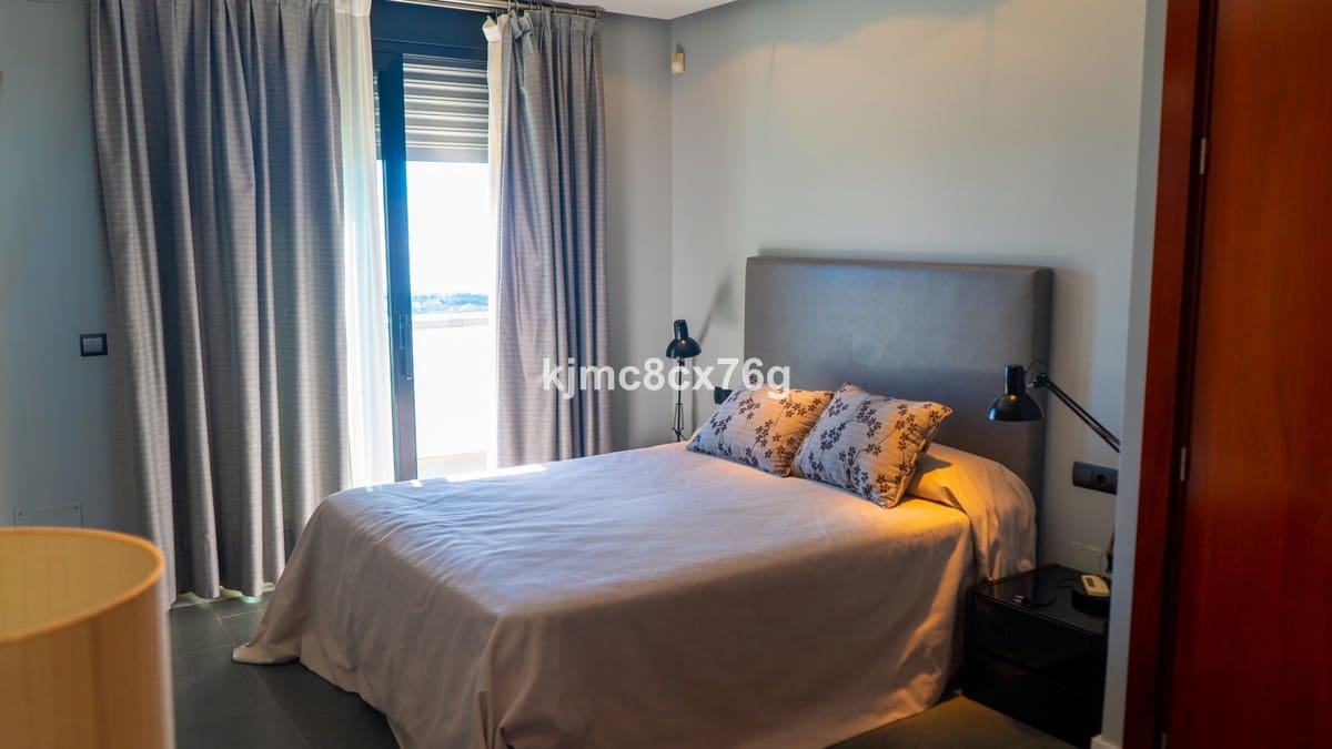 5 sypialnia Willa na sprzedaż w Los Monteros z basenem garażem - 3 400 000 € (Ref: 6386439)