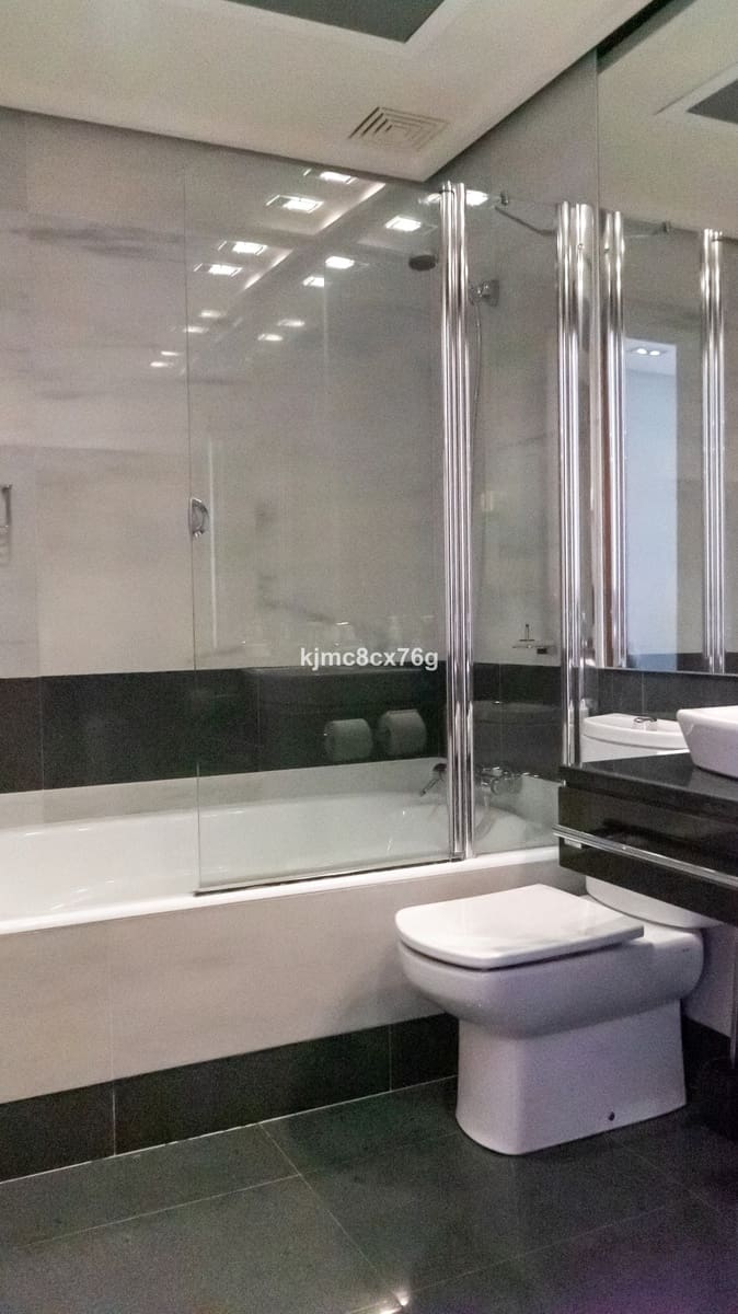 5 sypialnia Willa na sprzedaż w Los Monteros z basenem garażem - 3 400 000 € (Ref: 6386439)