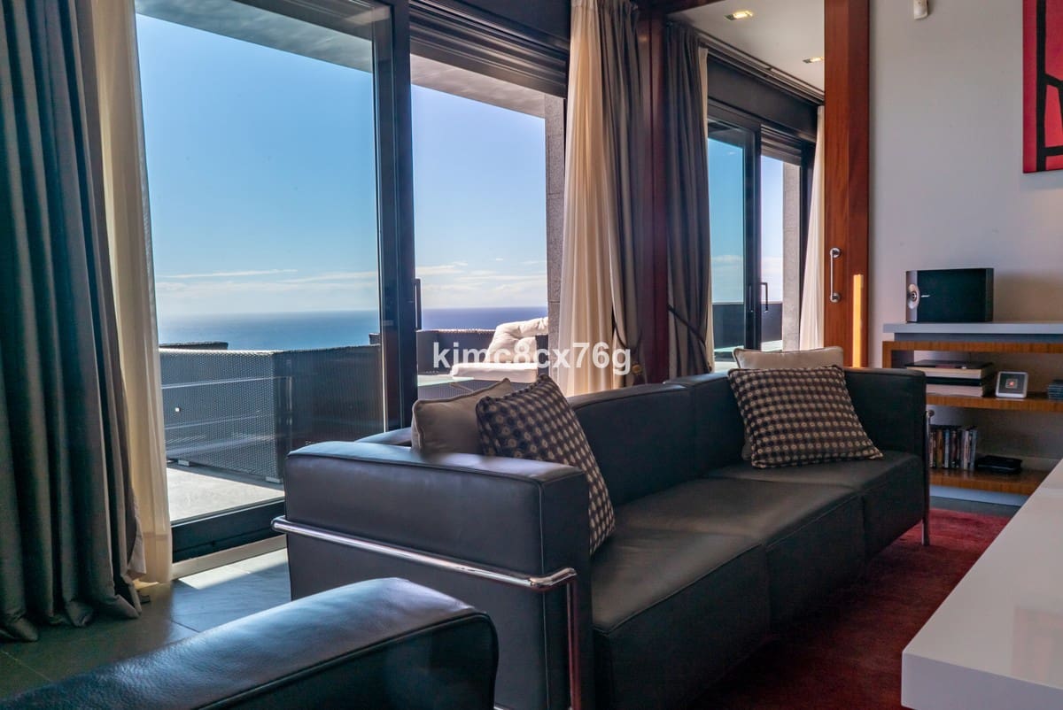 5 sypialnia Willa na sprzedaż w Los Monteros z basenem garażem - 3 400 000 € (Ref: 6386439)