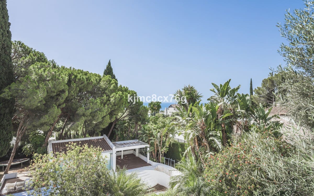 8 bedroom Villa for sale in Marbella with pool garage - € 10,000,000 (Ref: 6386462)