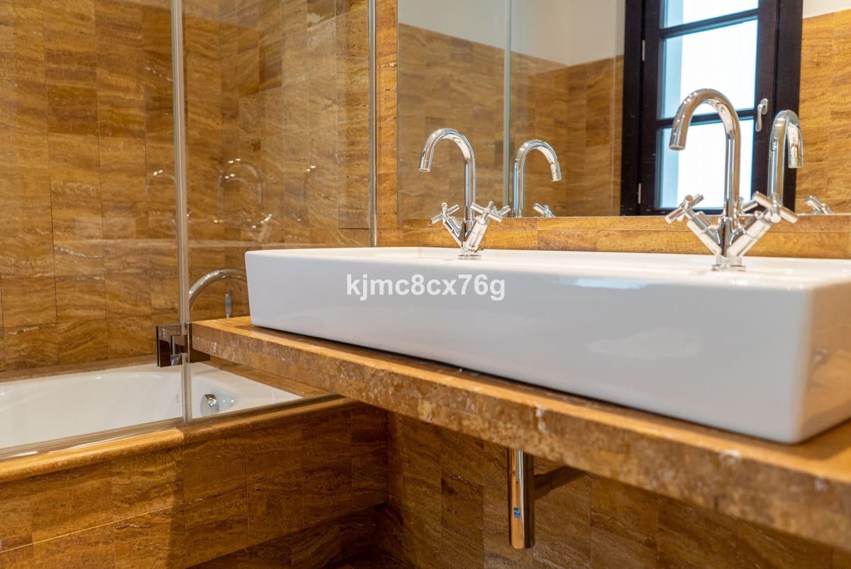 4 bedroom Villa for sale in Monte Halcones with pool garage - € 4,900,000 (Ref: 6386473)