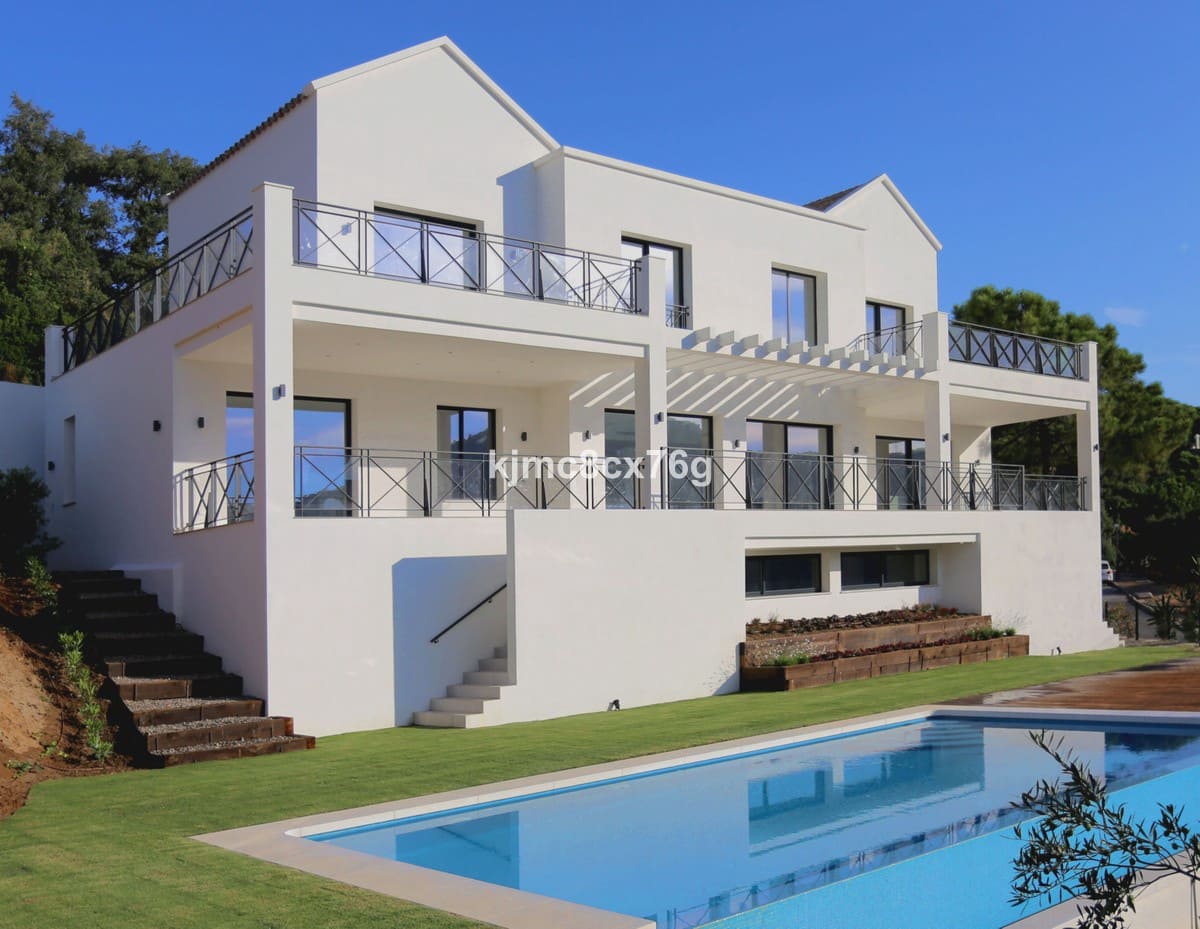 4 bedroom Villa for sale in Benahavis with pool garage - € 2,325,000 (Ref: 6386498)