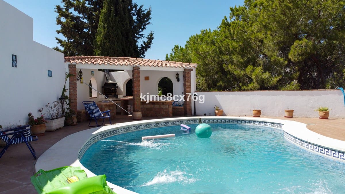 4 soveværelse Villa til salg i Campo Mijas med swimmingpool garage - € 795.000 (Ref: 6386507)