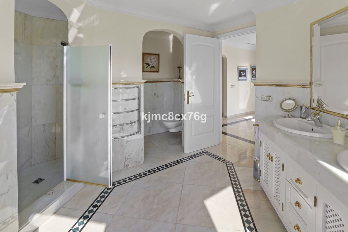 5 Zimmer Villa zu verkaufen in Benahavis mit Pool Garage - 3.700.000 € (Ref: 6541712)