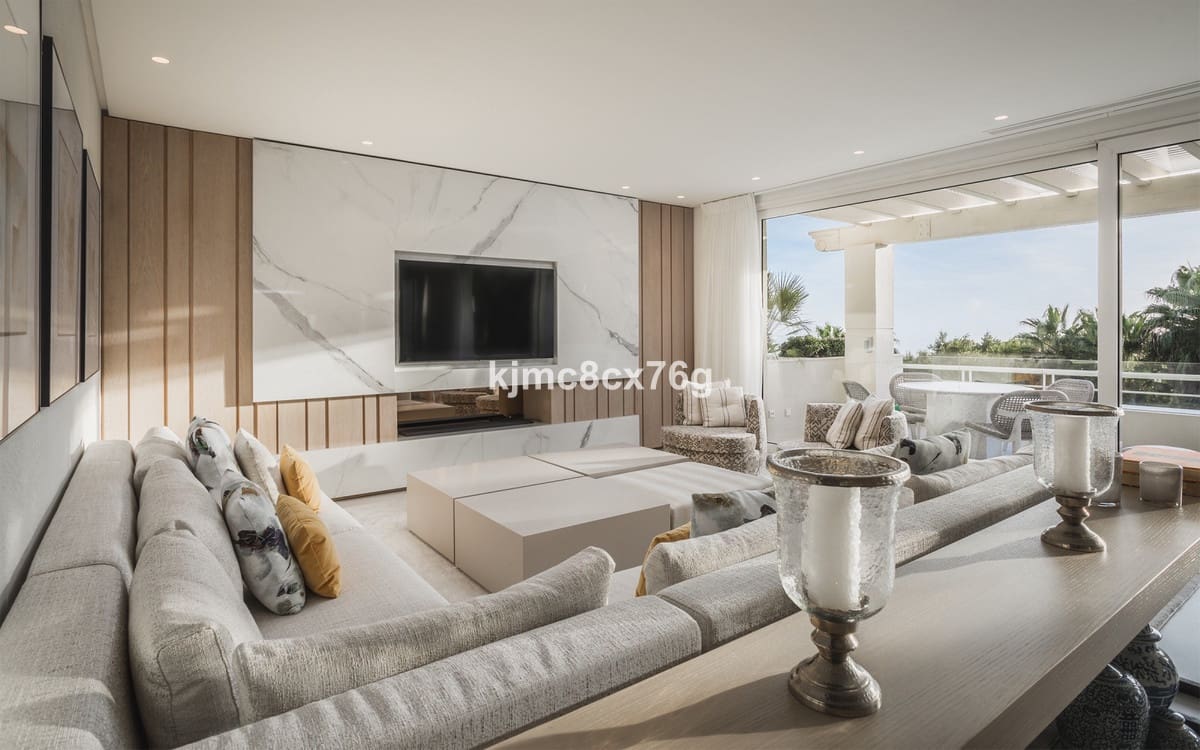 3 soverom Penthouse til salgs i Golden Mile med svømmebasseng garasje - € 2 795 000 (Ref: 6541717)