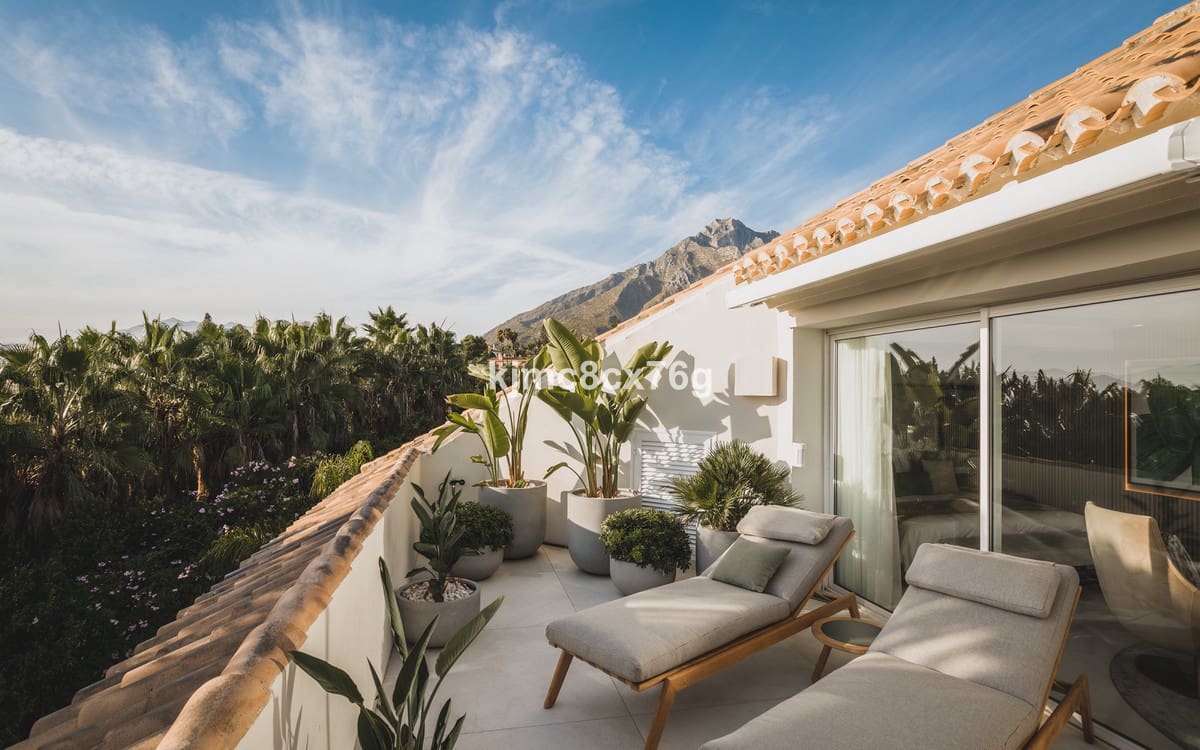 3 soverom Penthouse til salgs i Golden Mile med svømmebasseng garasje - € 2 795 000 (Ref: 6541717)