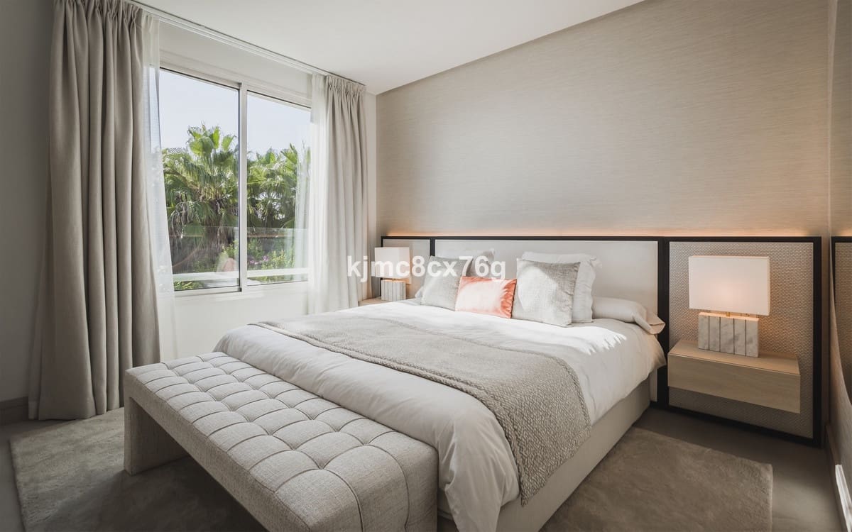 3 soverom Penthouse til salgs i Golden Mile med svømmebasseng garasje - € 2 795 000 (Ref: 6541717)