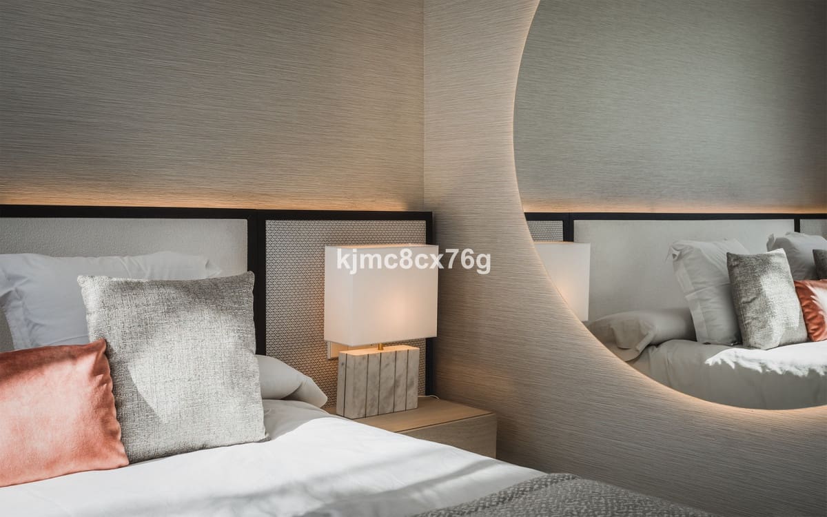 3 soverom Penthouse til salgs i Golden Mile med svømmebasseng garasje - € 2 795 000 (Ref: 6541717)