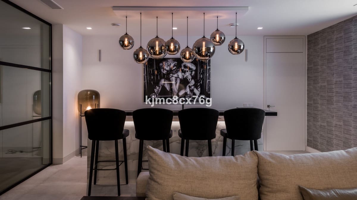 7 bedroom Villa for sale in Benahavis with pool garage - € 4,500,000 (Ref: 6541718)