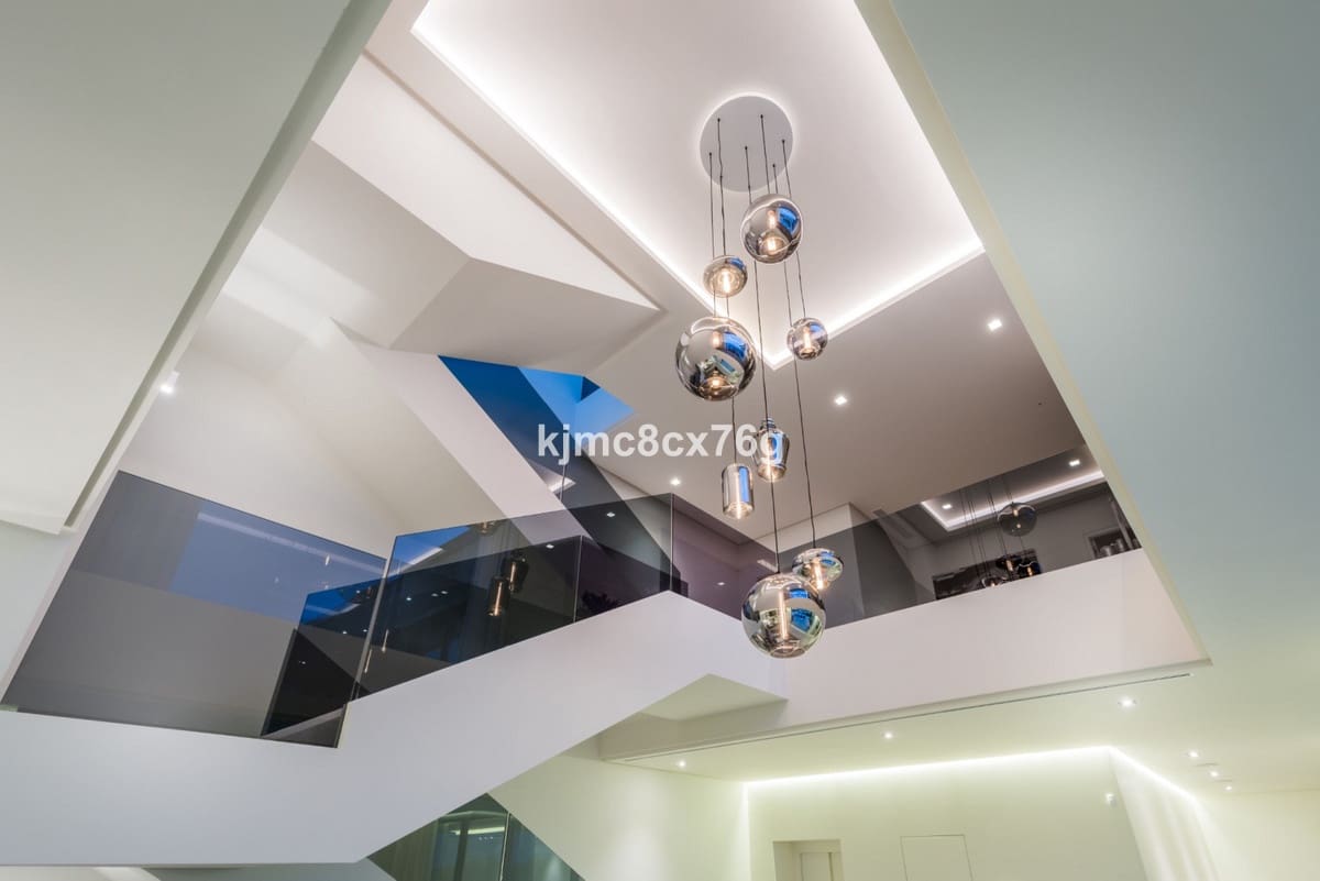 7 bedroom Villa for sale in Benahavis with pool garage - € 4,500,000 (Ref: 6541718)