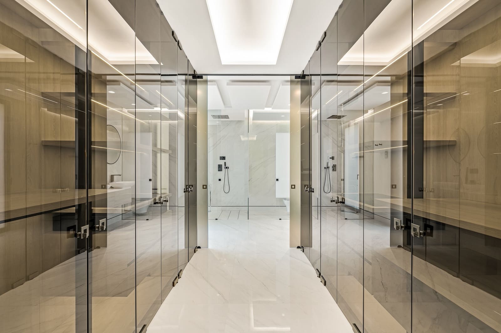 4 quarto Apartamento de Praia para venda em Estepona com piscina garagem - 8 000 000 € (Ref: 6784198)