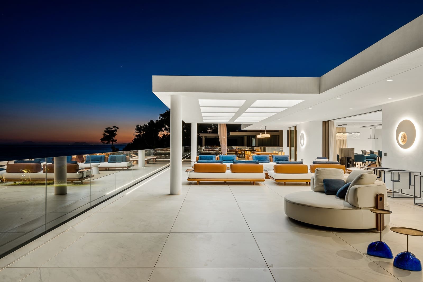 4 quarto Apartamento de Praia para venda em Estepona com piscina garagem - 8 000 000 € (Ref: 6784198)