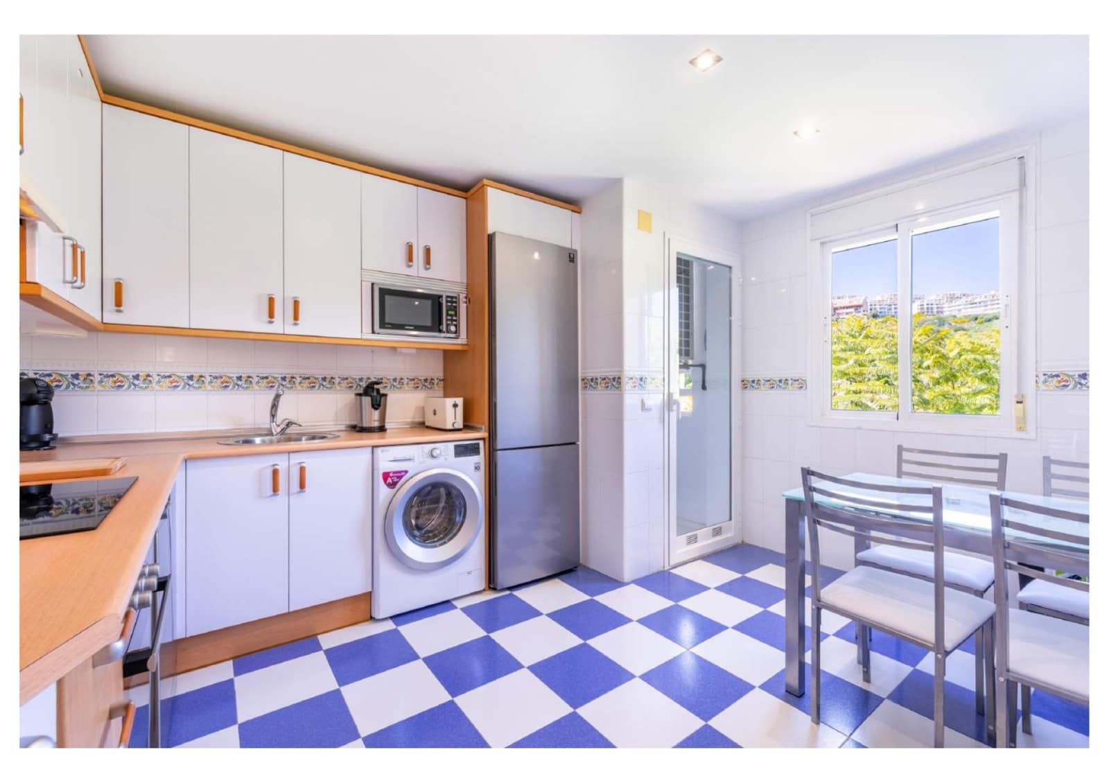 3 chambre Penthouse à vendre à Calahonda avec piscine garage - 560 000 € (Ref: 6902669)