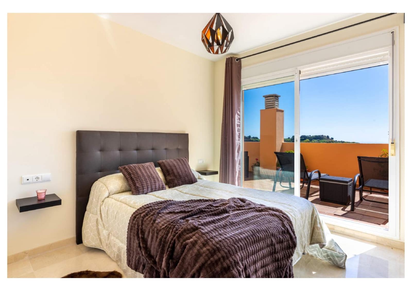 3 chambre Penthouse à vendre à Calahonda avec piscine garage - 560 000 € (Ref: 6902669)