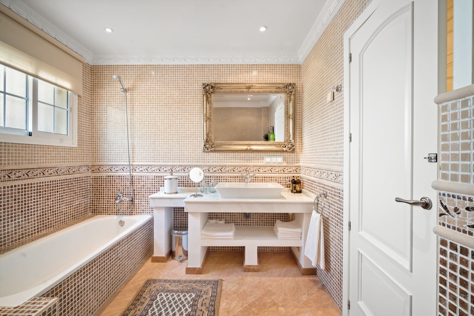 6 camera da letto Villa in vendita in Benahavis con piscina garage - 2.995.000 € (Rif: 6943869)