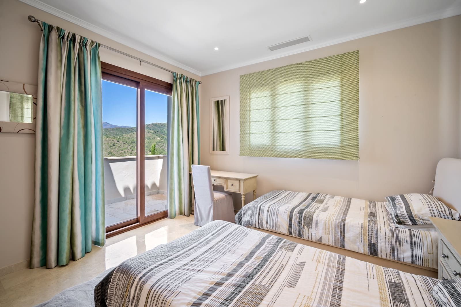 6 slaapkamer Villa te koop in Benahavis met zwembad garage - € 2.450.000 (Ref: 6943892)