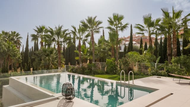 4 slaapkamer Villa te koop in Benalmadena Costa, Benalmádena met zwembad garage - € 2.900.000 (Ref: 7174728)