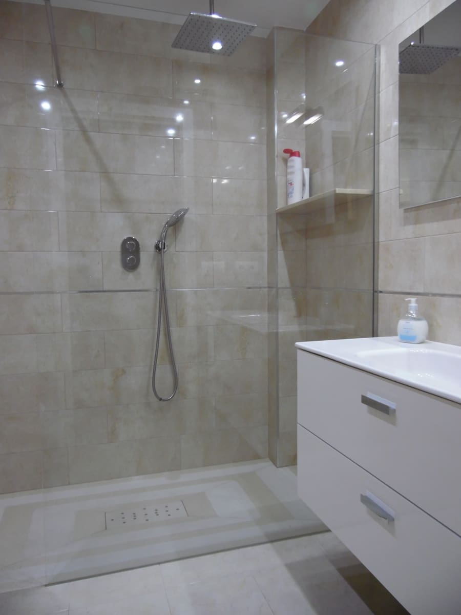 2 soveværelse Lejlighed til salg i Benahavis med swimmingpool - € 375.000 (Ref: 7257085)