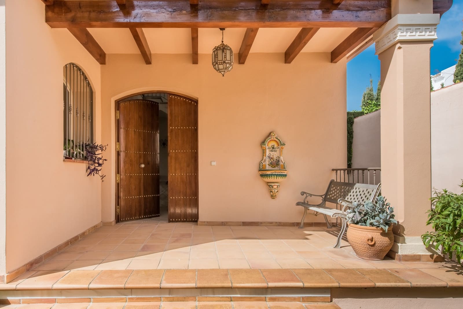 4 sypialnia Willa na sprzedaż w Marbella del Este z basenem garażem - 1 975 000 € (Ref: 7372034)